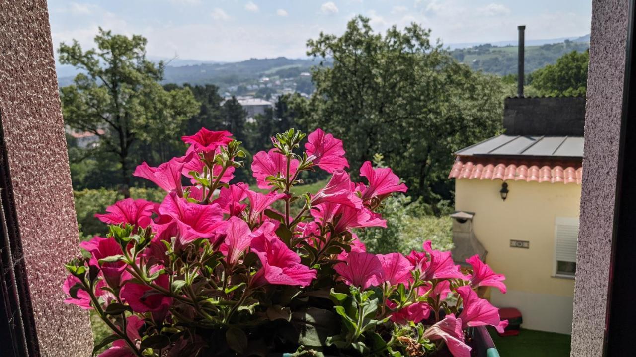 Hotel Sleeping Sarria Exterior foto