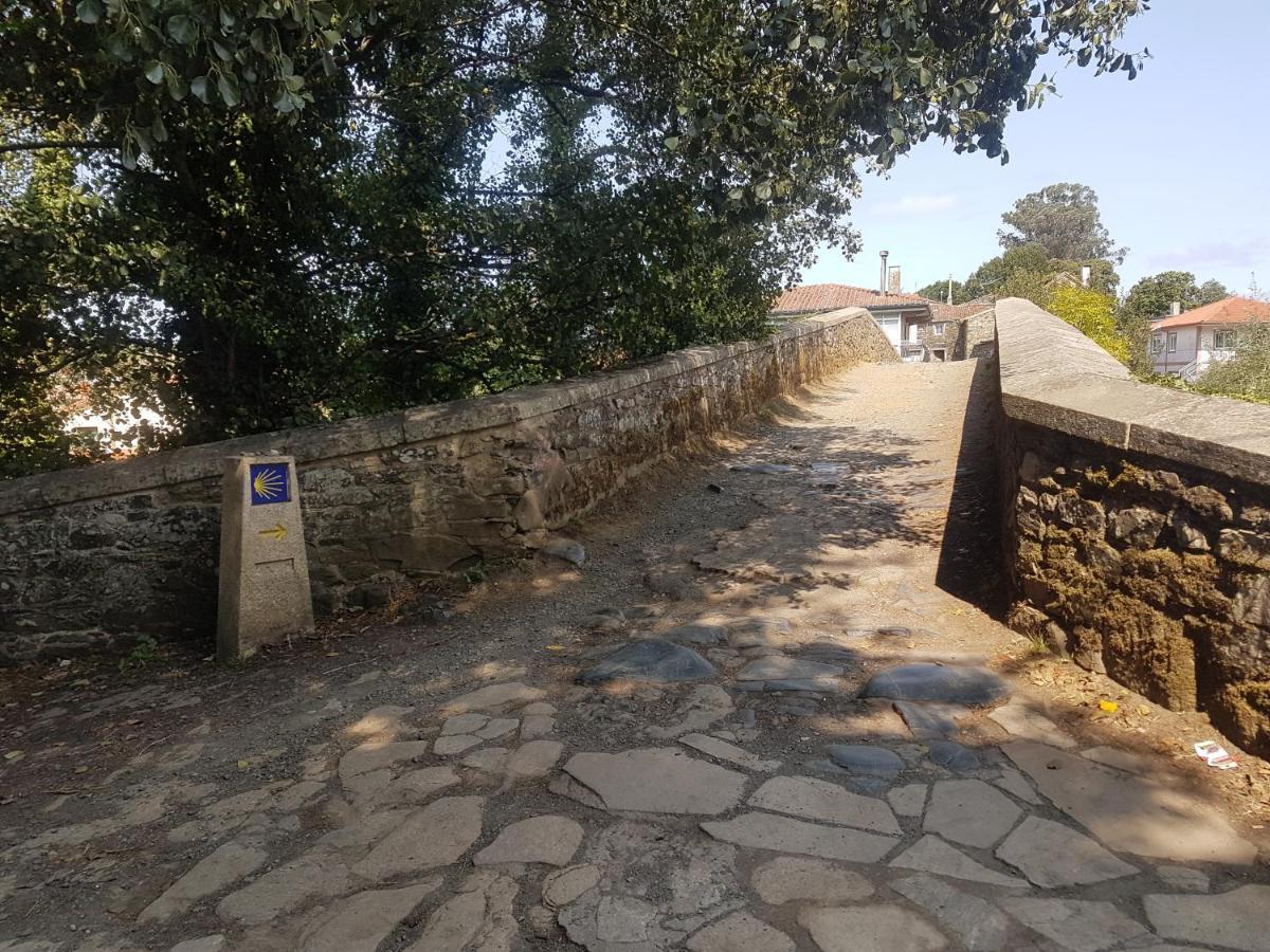 Hotel Sleeping Sarria Exterior foto